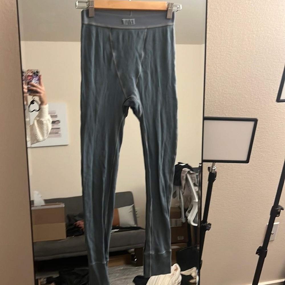 Skims cotton leggings